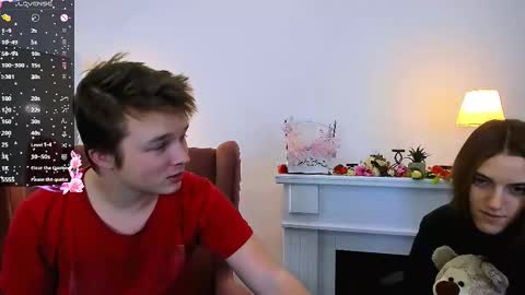 Snapshot of ollistiw chatting on February 11, 6:30 am Olli and Stiw online show from February 11, 6:30 am