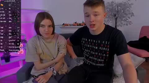 Snapshot of ollistiw chatting on February 26, 9:21 am Olli and Stiw online show from February 26, 9:21 am