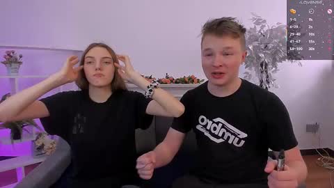 Snapshot of ollistiw chatting on March 8, 8:11 am Olli and Stiw online show from March 8, 8:11 am