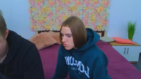 Snapshot of ollistiw chatting on September 14, 8:13 am Olli and Stiw online show from September 14, 8:13 am