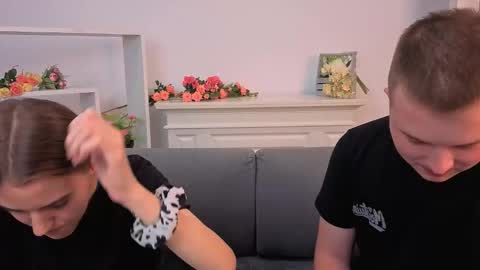 Snapshot of ollistiw chatting on October 9, 8:12 am Olli and Stiw online show from October 9, 8:12 am