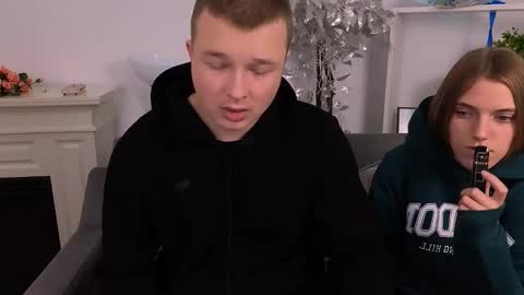 Snapshot of ollistiw chatting on October 13, 8:14 am Olli and Stiw online show from October 13, 8:14 am