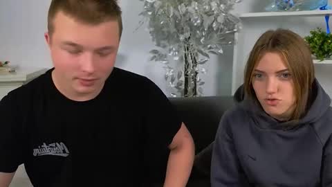 Snapshot of ollistiw chatting on October 22, 8:14 am Olli and Stiw online show from October 22, 8:14 am