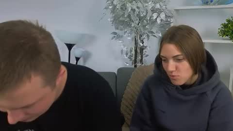 Snapshot of ollistiw chatting on October 23, 7:51 am Olli and Stiw online show from October 23, 7:51 am