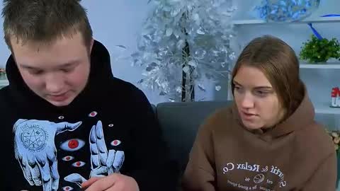 Snapshot of ollistiw chatting on November 11, 8:47 am Olli and Stiw online show from November 11, 8:47 am