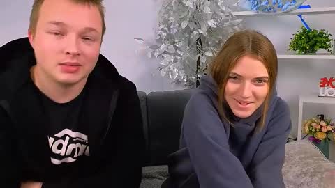 Snapshot of ollistiw chatting on November 14, 8:46 am Olli and Stiw online show from November 14, 8:46 am