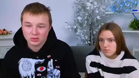 Snapshot of ollistiw chatting on November 22, 8:57 am Olli and Stiw online show from November 22, 8:57 am