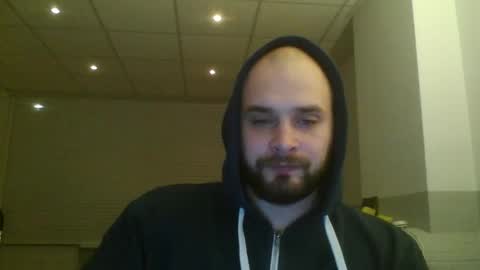 Snapshot of omgwhereim chatting on January 6, 11:31 pm omgwhereim online show from January 6, 11:31 pm