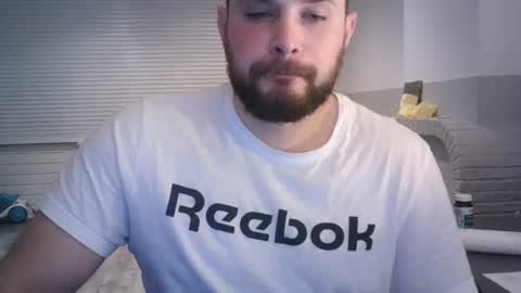 Snapshot of omgwhereim chatting on January 21, 8:54 pm omgwhereim online show from January 21, 8:54 pm