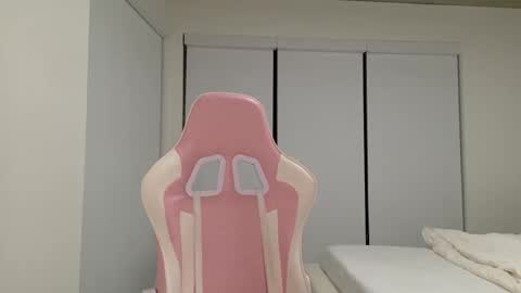 Snapshot of oneandonlytaylorcollins chatting on February 6, 1:49 am oneandonlytaylorcollins online show from February 6, 1:49 am