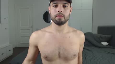 onebestlover online show from February 26, 2:57 pm