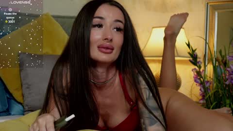 OutrageousOne online show from December 10, 7:00 pm