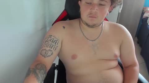 Andres INDEPENDENT MODEL online show from October 26, 9:31 pm