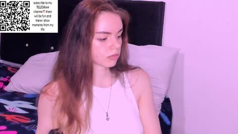 only_sarah1 online show from February 27, 1:59 am