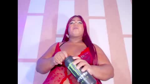 Snapshot of opraxbell chatting on January 24, 10:43 am OpraxBell online show from January 24, 10:43 am