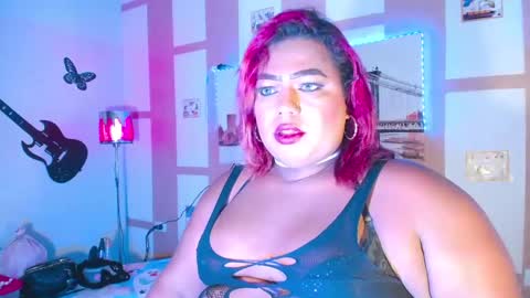 Snapshot of opraxbell chatting on October 9, 5:49 am OpraxBell online show from October 9, 5:49 am