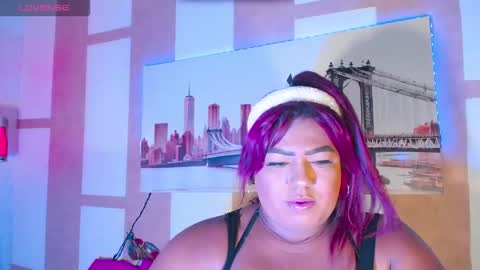 Snapshot of opraxbell chatting on October 22, 3:18 am OpraxBell online show from October 22, 3:18 am