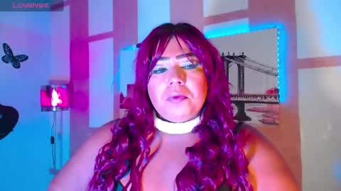 Snapshot of opraxbell chatting on November 1, 3:19 am OpraxBell online show from November 1, 3:19 am