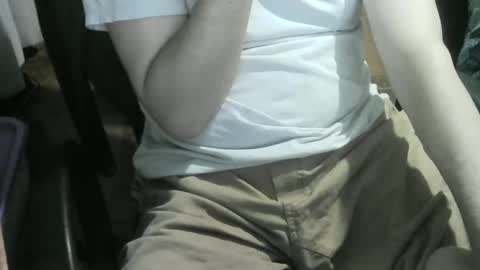 Snapshot of ore_cam chatting on February 5, 5:20 am Ore online show from February 5, 5:20 am