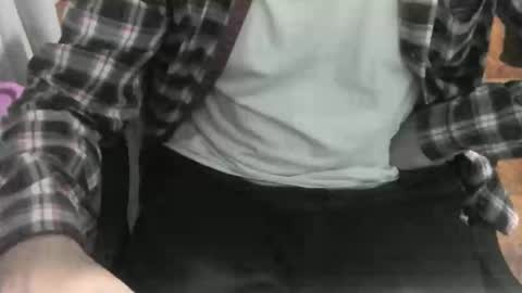 Snapshot of ore_cam chatting on February 6, 4:42 am Ore online show from February 6, 4:42 am