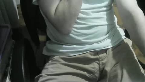 Snapshot of ore_cam chatting on February 25, 4:35 am Ore online show from February 25, 4:35 am