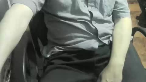 Snapshot of ore_cam chatting on March 4, 8:24 am Ore online show from March 4, 8:24 am