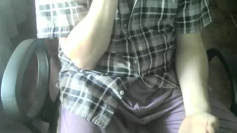 Snapshot of ore_cam chatting on October 15, 7:14 pm Ore online show from October 15, 7:14 pm