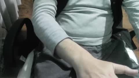 Snapshot of ore_cam chatting on November 9, 3:38 am Ore online show from November 9, 3:38 am