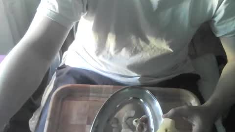 Snapshot of ore_cam chatting on November 14, 9:46 pm Ore online show from November 14, 9:46 pm