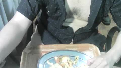 Snapshot of ore_cam chatting on November 25, 10:54 pm Ore online show from November 25, 10:54 pm