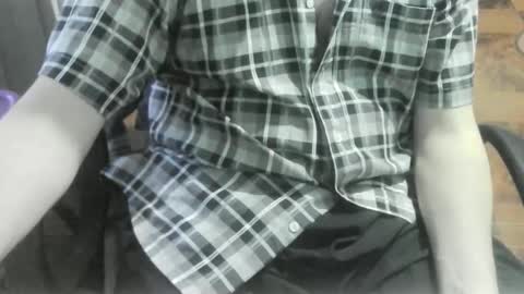 Snapshot of ore_cam chatting on November 26, 10:44 pm Ore online show from November 26, 10:44 pm