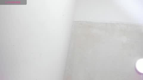 Snapshot of oriana_guzman chatting on December 10, 8:05 pm Miss Guzman online show from December 10, 8:05 pm