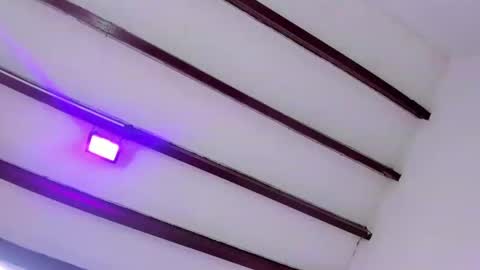 Snapshot of oriana_guzman chatting on December 24, 3:37 pm Miss Guzman online show from December 24, 3:37 pm