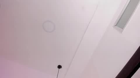 Snapshot of oriana_guzman chatting on September 23, 12:02 am Miss Guzman online show from September 23, 12:02 am