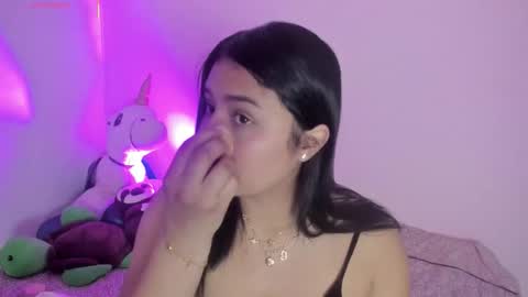 Snapshot of oriana_guzman chatting on November 10, 1:48 am Miss Guzman online show from November 10, 1:48 am