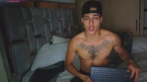 Orionblaze 69  online show from November 25, 12:21 am