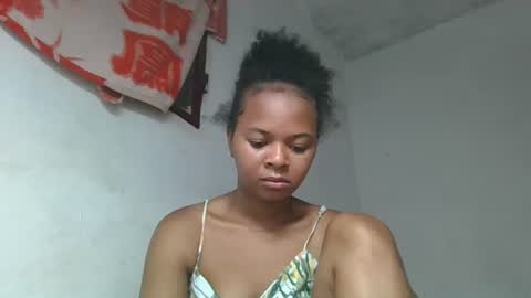 ornellahhh online show from October 28, 1:09 am