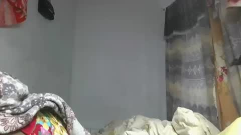 ornellahhh online show from October 29, 6:20 pm