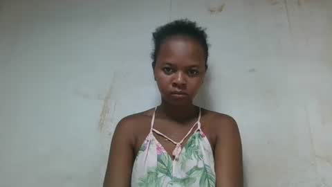 ornellahhh online show from December 1, 12:32 pm