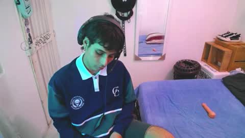 orus_420 online show from November 18, 5:23 am