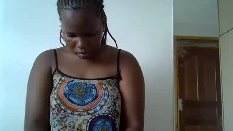 Snapshot of osoprettyebony chatting on October 28, 11:14 am osoprettyebony online show from October 28, 11:14 am