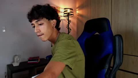 ostin 18hot online show from February 9, 1:22 am