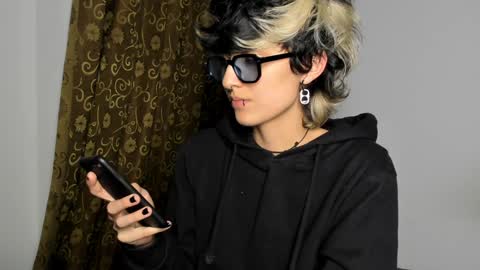 Otto 3 online show from December 9, 11:13 pm