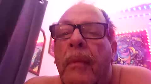 ou8124824 online show from September 22, 1:40 am