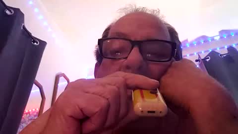 ou8124824 online show from October 5, 9:02 pm