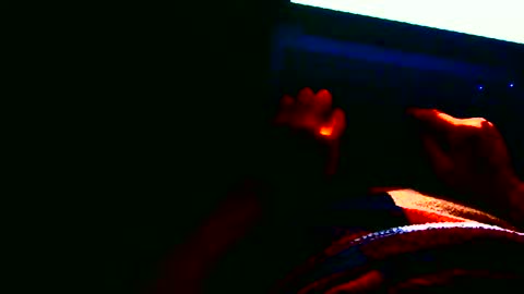 Snapshot of oudzktjong chatting on December 1, 6:30 pm kars online show from December 1, 6:30 pm