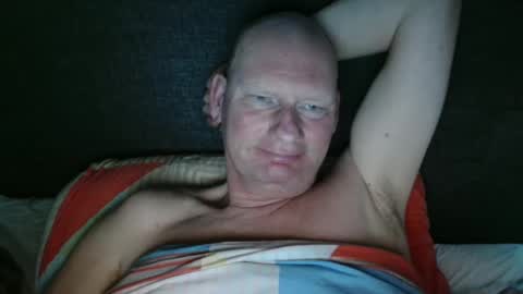 Snapshot of oudzktjong chatting on January 1, 8:56 am kars online show from January 1, 8:56 am