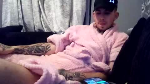 Owen kayz online show from February 25, 11:44 pm