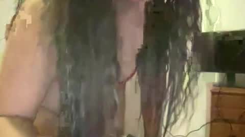 Snapshot of oxovickyoxo chatting on November 29, 12:13 am oxovickyoxo online show from November 29, 12:13 am