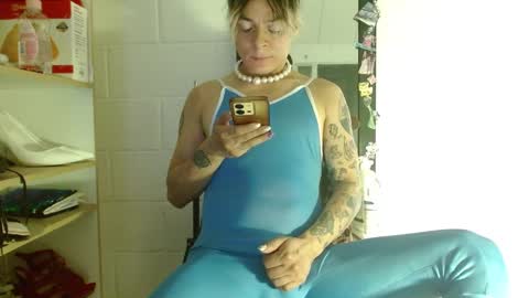 Jeannifer online show from December 5, 12:19 am